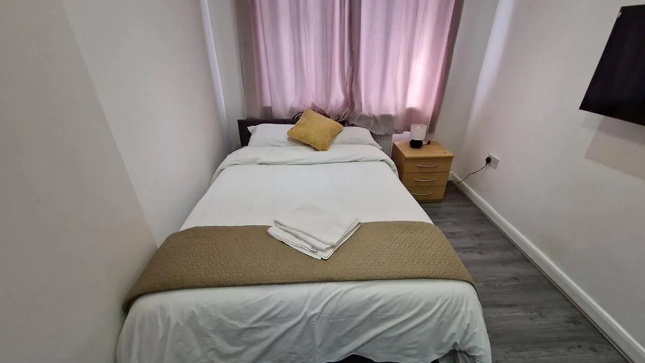 Apartment Starlet Property Wanstead United Kingdom