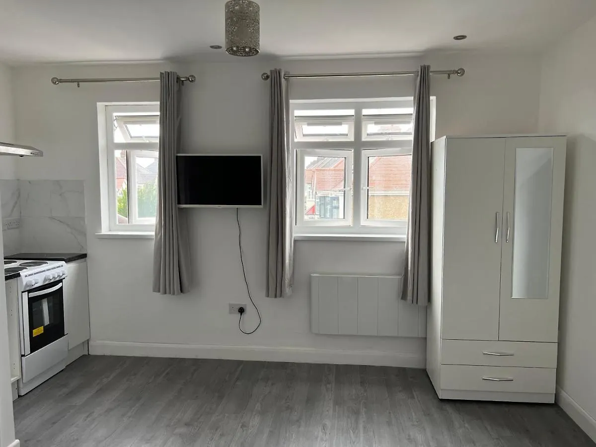 Apartment Starlet Property Wanstead